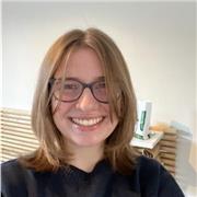 I aim to give understandable lessons, where I am easily adaptable so that everyone can learn in their own way